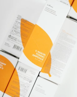 ISNTREE Oily C-Niacin Toning Ampoule