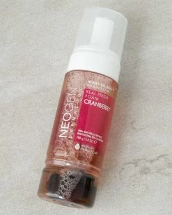 NEOGEN Combination Cranberry Real Fresh Foam Cleanser